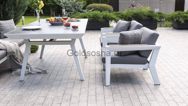 Обеденный стол Монтелло из алюминия