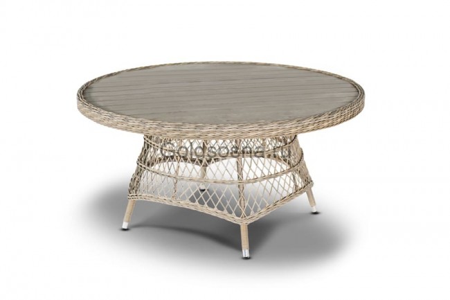 Плетеный обеденный стол Неаполь