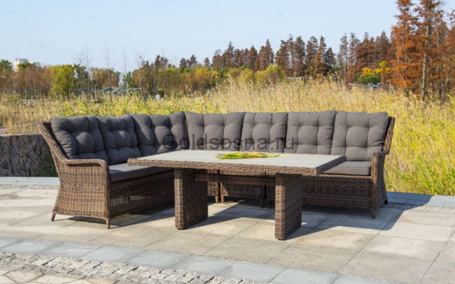 Плетеный обеденный стол Бергамо, коричневый