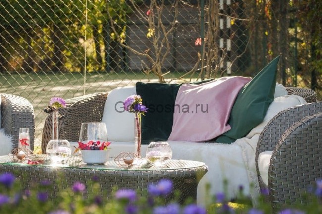 Лаунж зона Римини