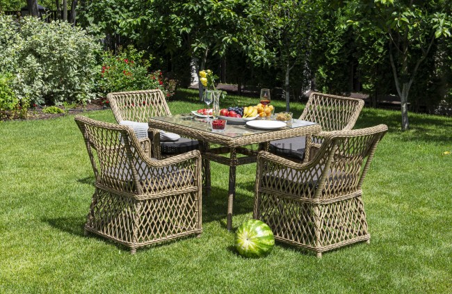 Обеденная группа Айриш, соломенный цвет Обеденная группа Айриш, соломенный цвет