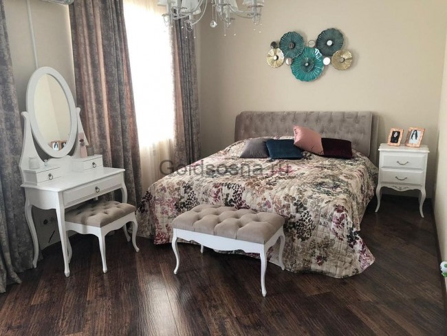 Дамский набор с круглым зеркалом Аделина (Авиньон) Дамский набор с круглым зеркалом Аделина (Авиньон)