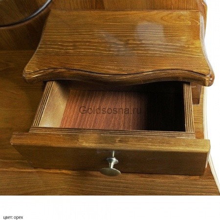 Макияжный столик Тэйлор